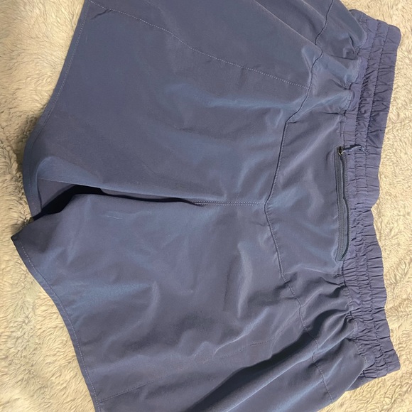 Patagonia running shorts large - Picture 2 of 3